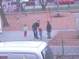 Buiten spelen met Ling-ling en Anil
